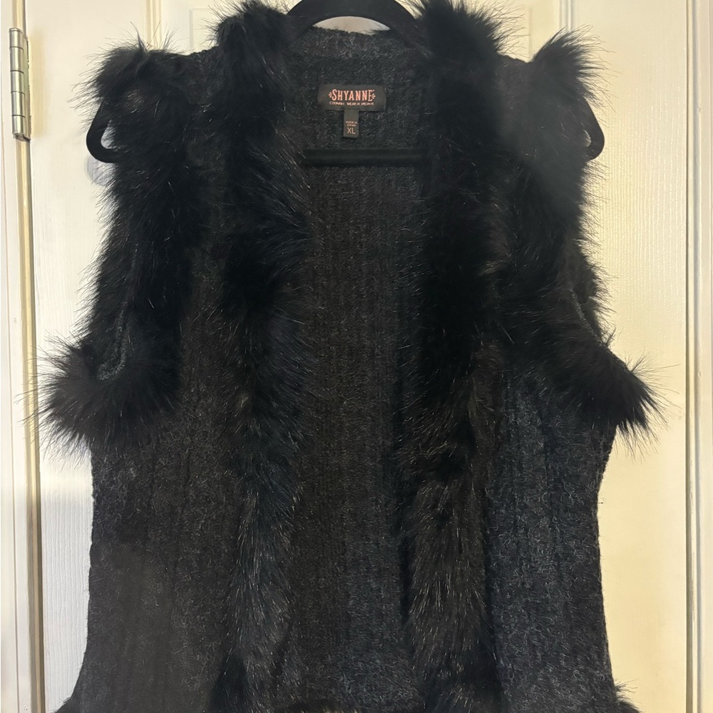 Shayanne XL Fur Trim Vest from Ariat Store